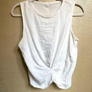 White lululemon tank top